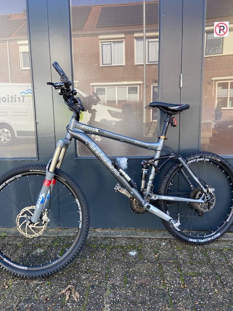 Trek Fuel EX8 mountain bike