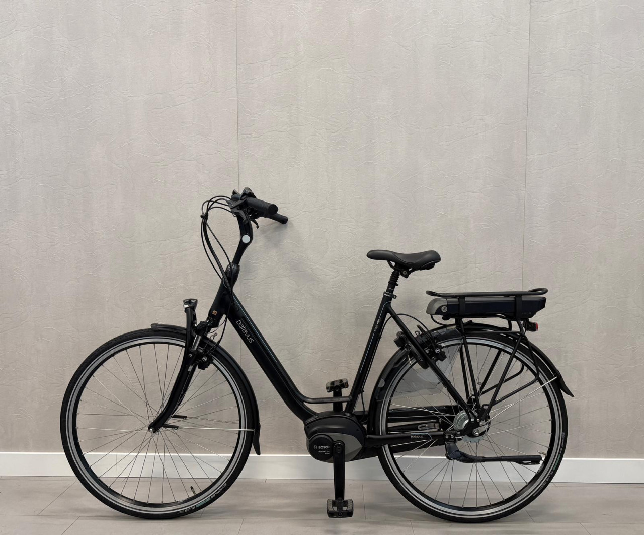 Batavus Wayz E-Go Bosch Active Line Plus 57CM 500Wh