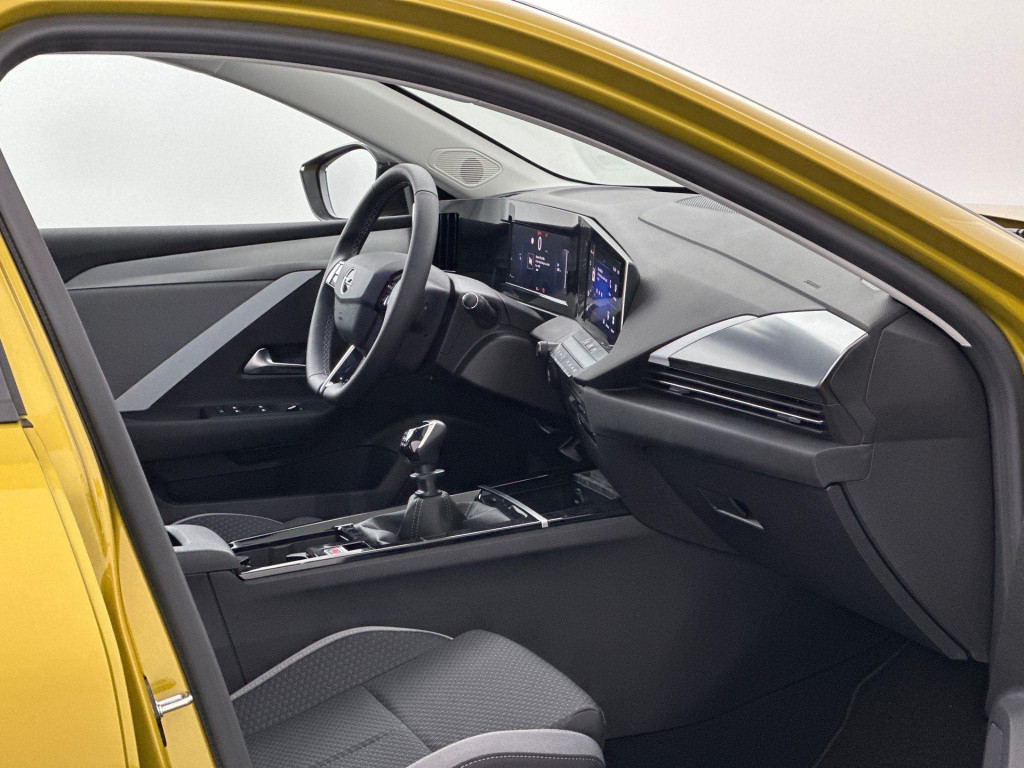 Opel Astra 1.2 level 2 | apple carplay/android auto | climate control | par