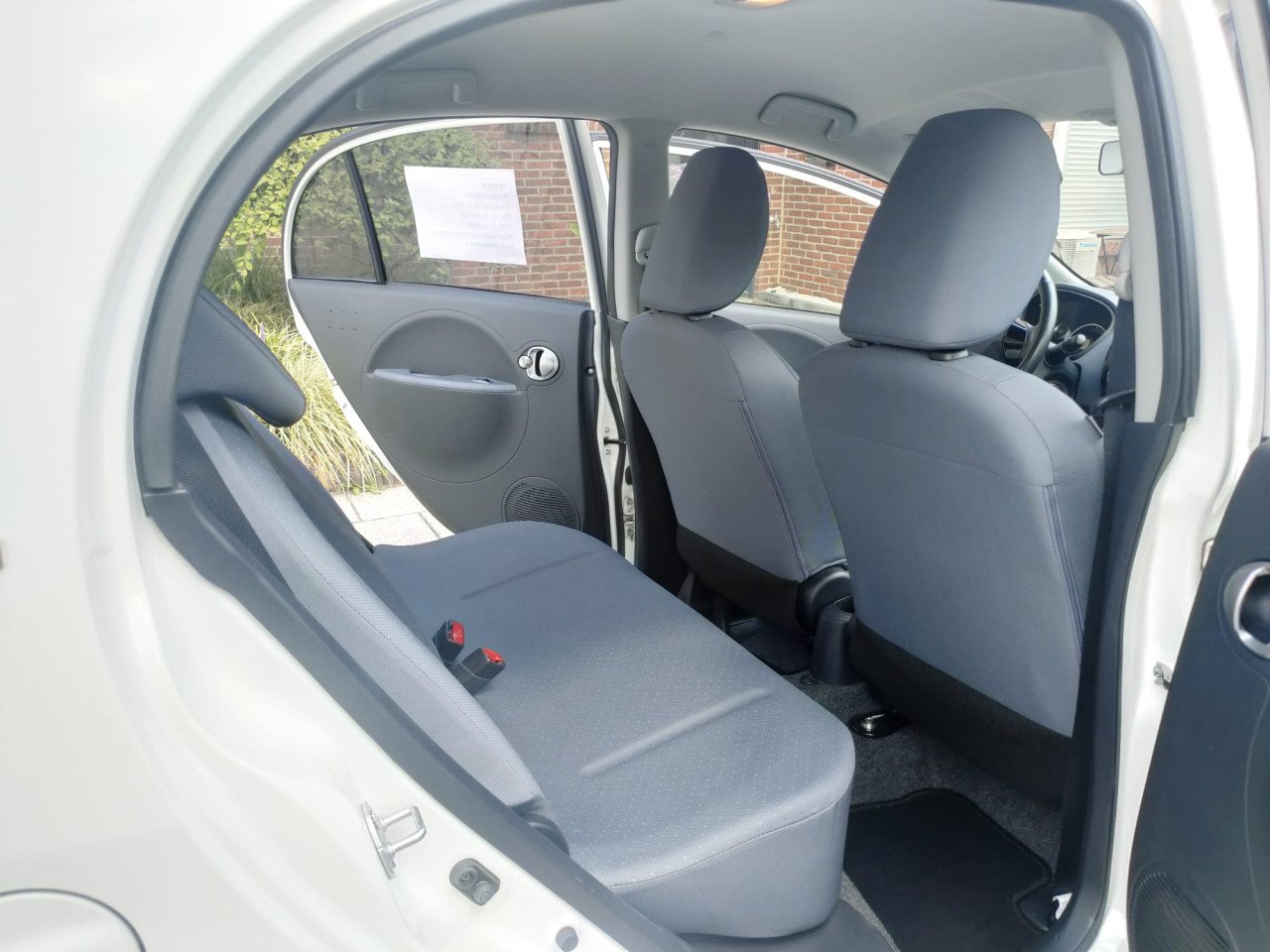 Peugeot ION elektrische pittige stads auto
