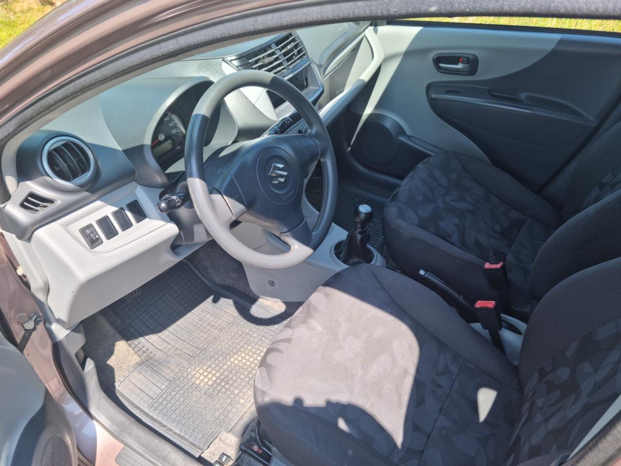 Suzuki alto 1.0i 5 deurs bj 11-2009 apk 1 jaar