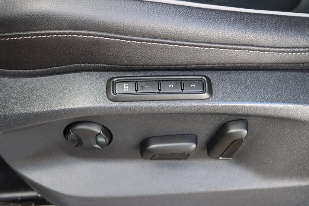 Volkswagen Tiguan 1.4 tsi ehybrid r-line business + 245pk dsg6