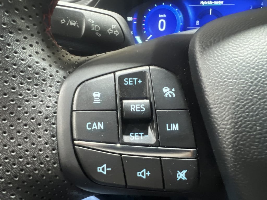 Ford Kuga 2.5 phev e-cvt 225pk st-line x , winterpack