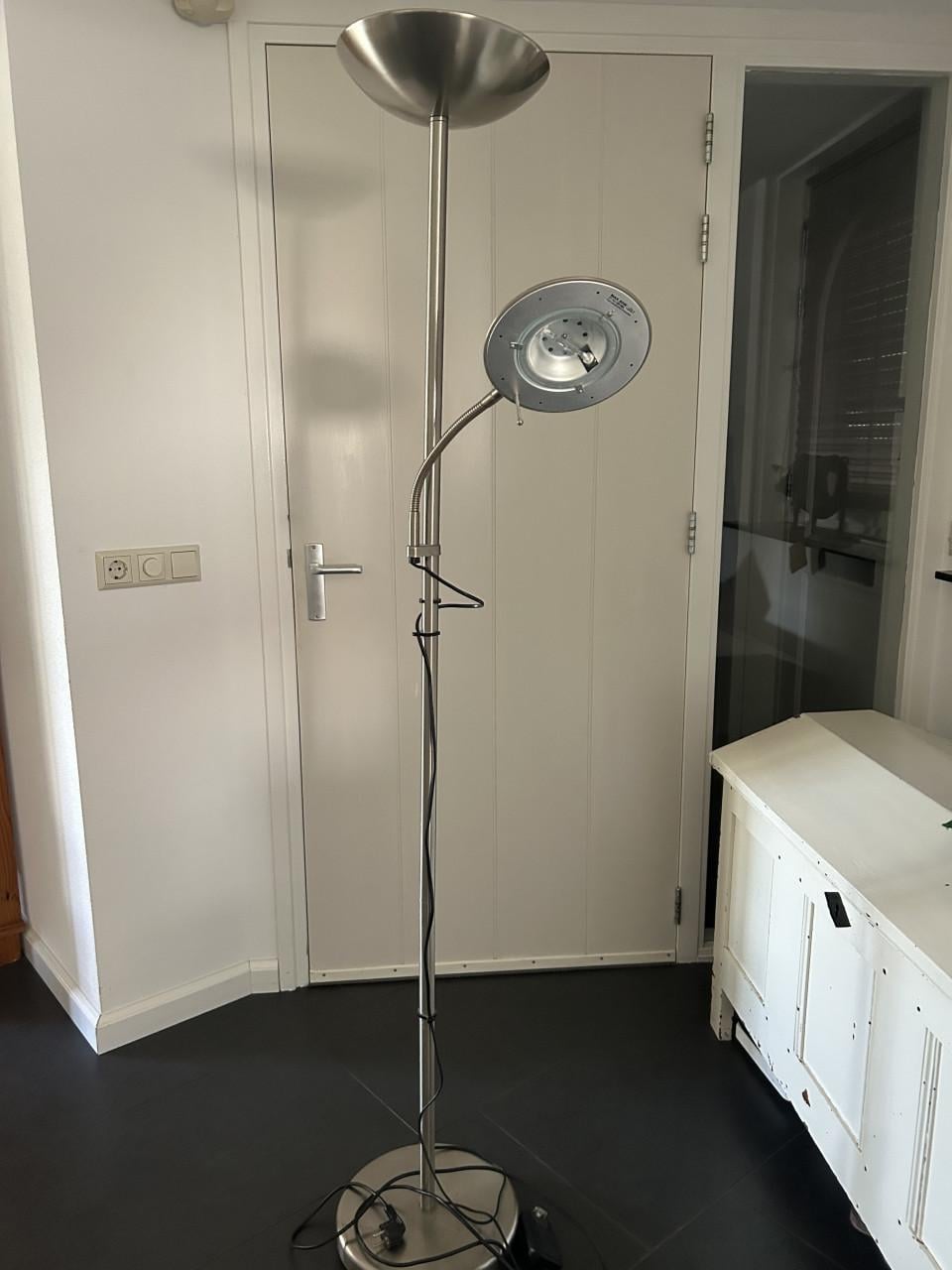 Vloer/ leeslamp