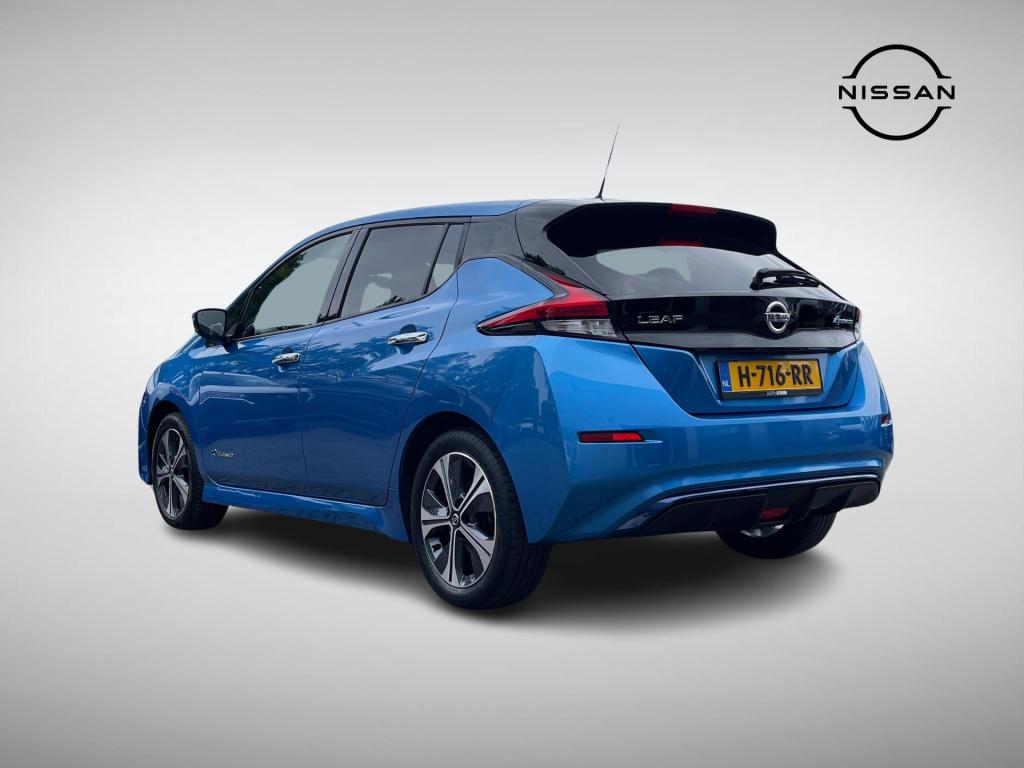 Nissan Leaf n-connecta 40 kwh soh 84% | navigatie | 360° camera | stuur- + 