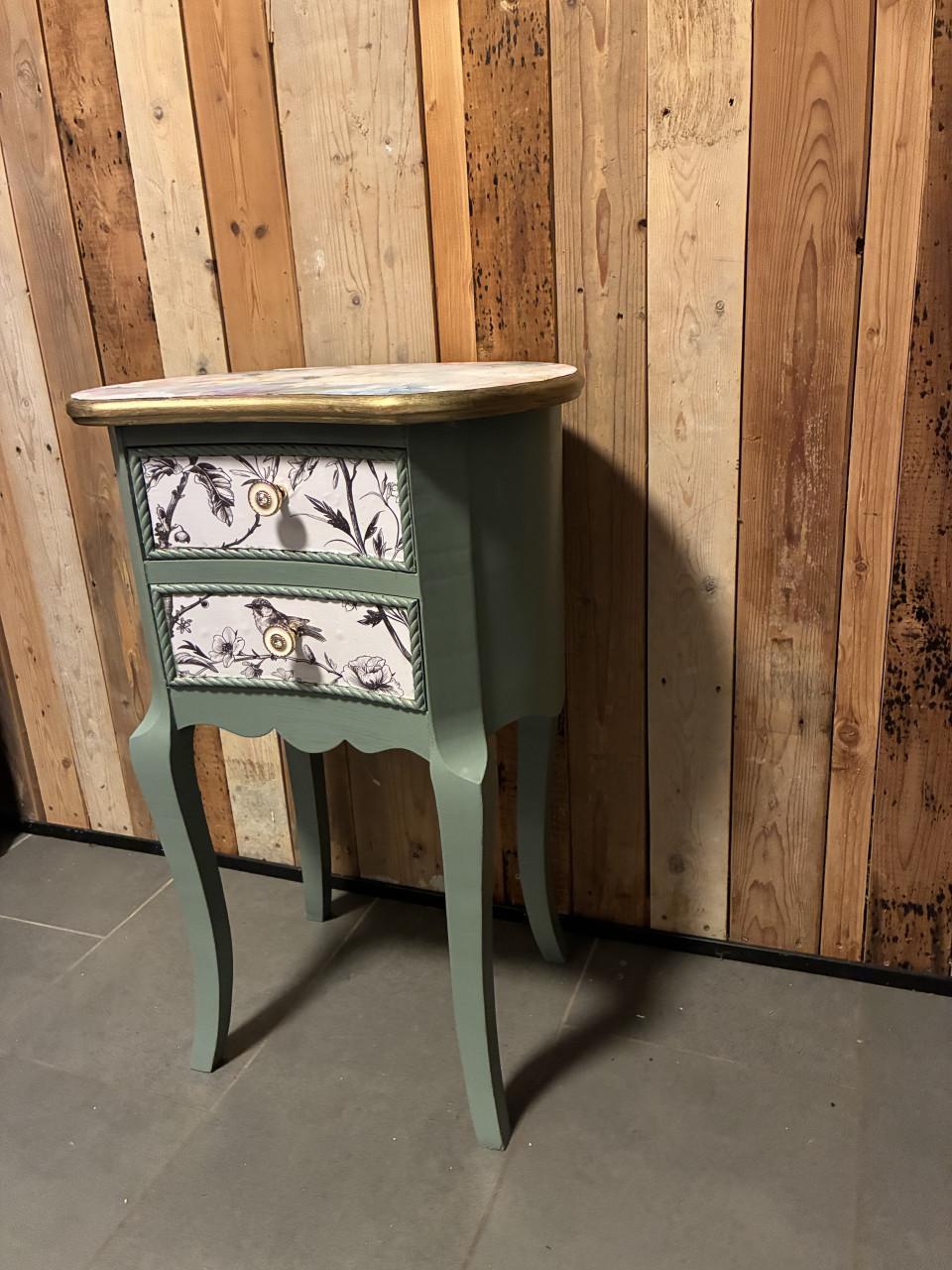 Prachtig gerestyled brocante nacht / bijzetkastjeNachtkastje