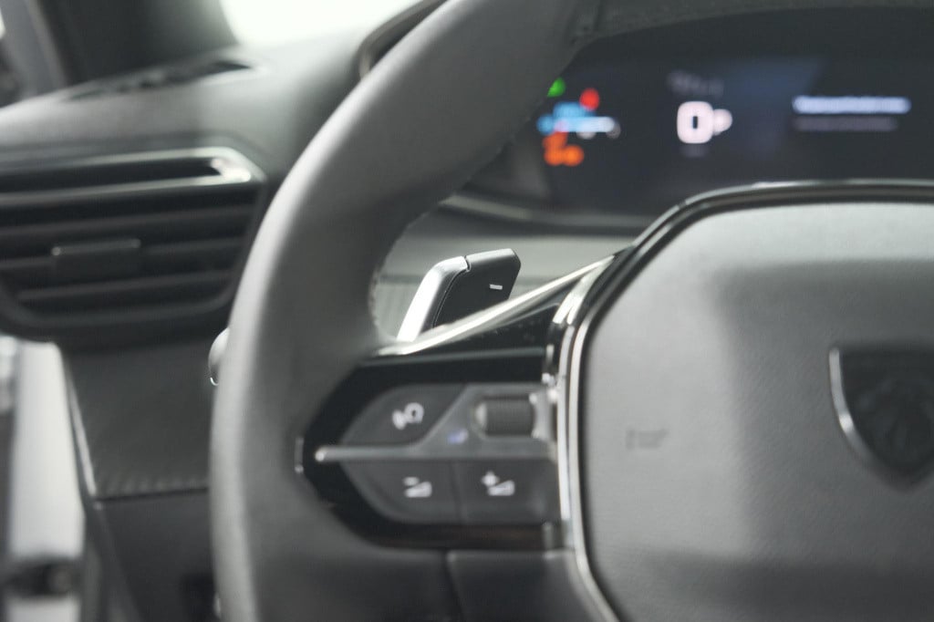 Peugeot 2008 hybrid 136 e-dcs6 allure | 360 camera | adaptieve cruise contr