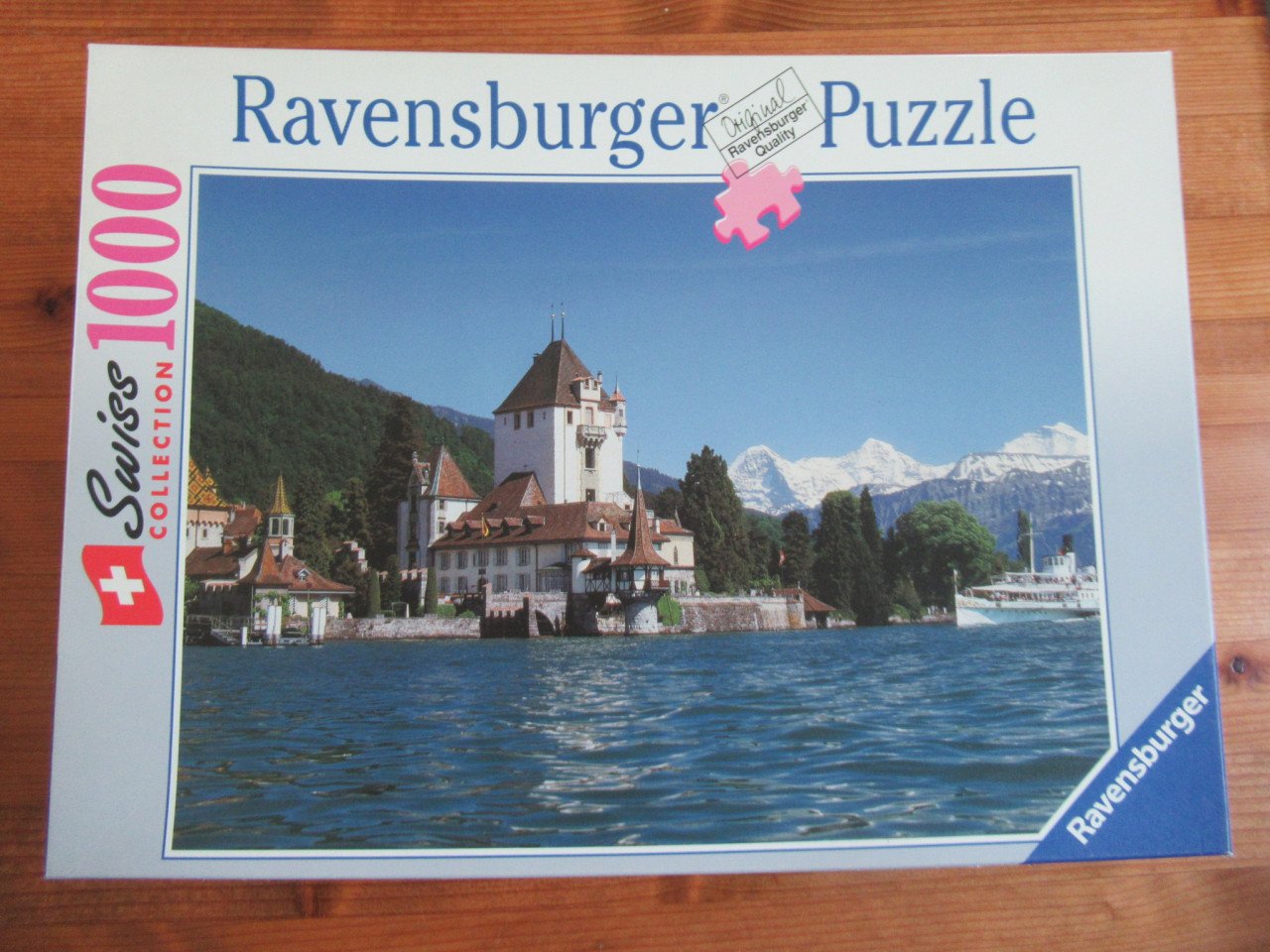 2 volledige Ravensburger puzzels van 1000 stukjes, zo goed als nieuw.