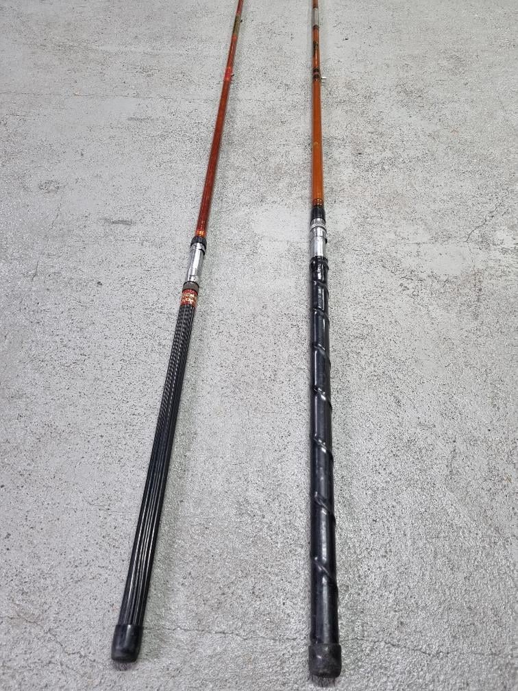 2 Vintage Neptunus Zeevis Hengels. P. de Cock Bergen op Zoom