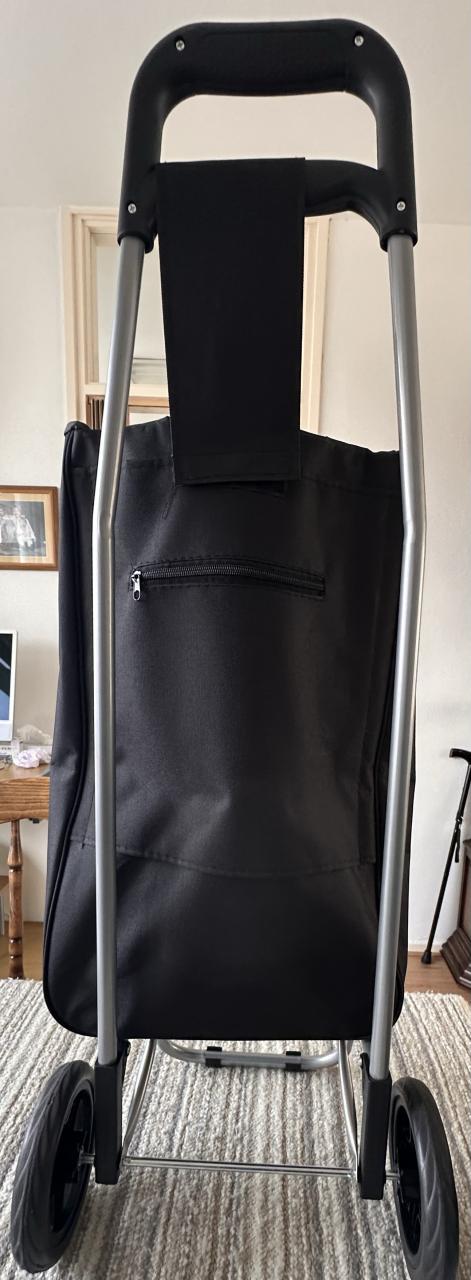 NIEUWE BOODSCHAPPEN TROLLY . 1 KEER GEBRUIKT.