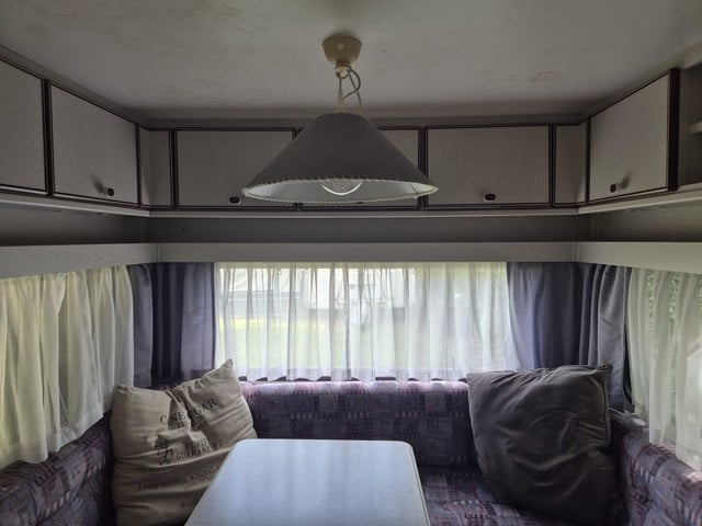 Knaus Südwind 460 caravan – compleet ingericht