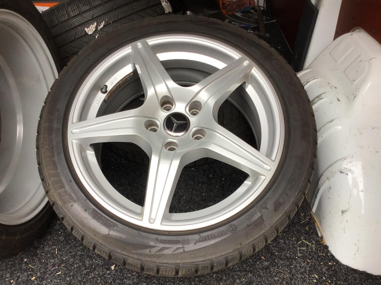 Mercedes Velgen met nieuwe Winterbanden