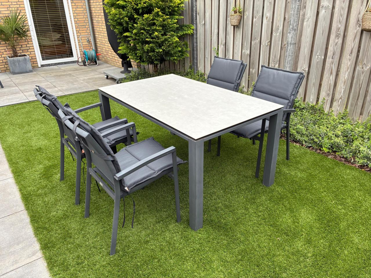 Tuintafelset met 4 stoelen
