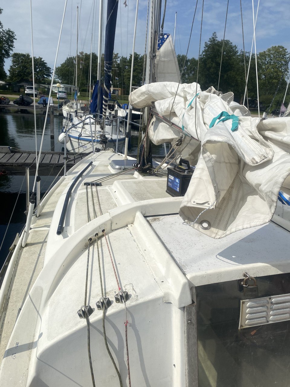 Zeilboot 720 ligplaats betaald tm 31 maart