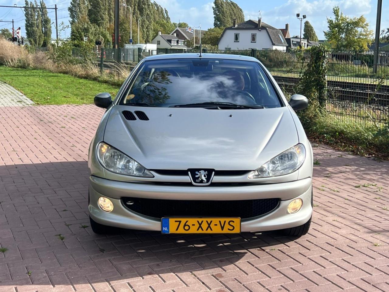 Peugeot 206 CC 1.6-16V - ROLAND GARROS-Mooie | Nette | AUTO-APK 11/26