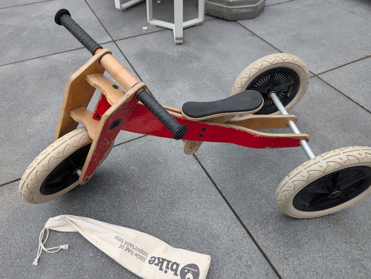 Houten driewieler/loopfiets Wishbone Bike