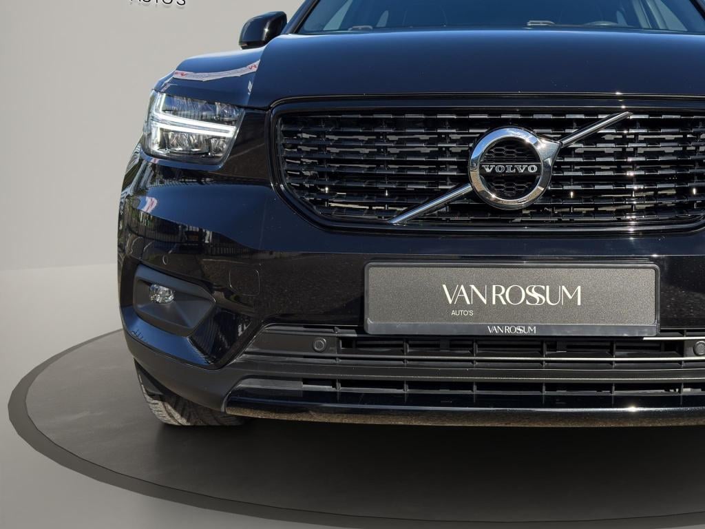 Volvo XC40 1.5 t3 r-design | camera | stoel/stuurverwarming | led | cruise 