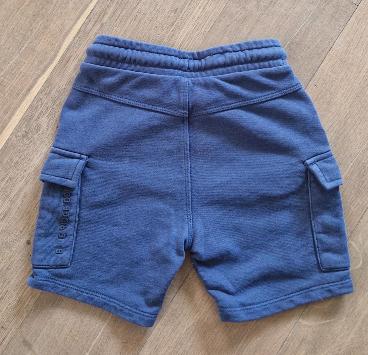 Jongens short maat 92