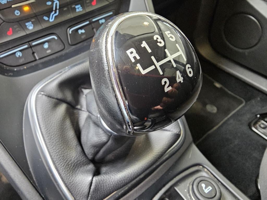 Ford C-max 1.0 titanium