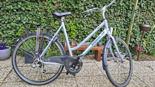 Batavus Apache damesfiets 27 versnellingen.