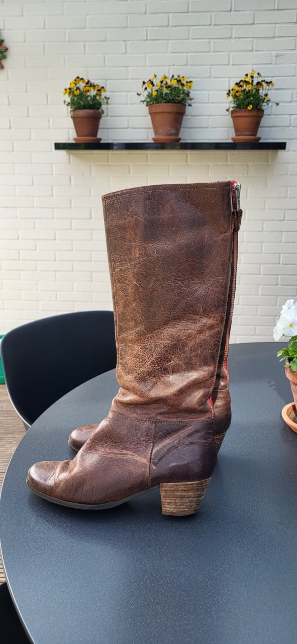 Dameslaarzen, maat 38, bruin leer