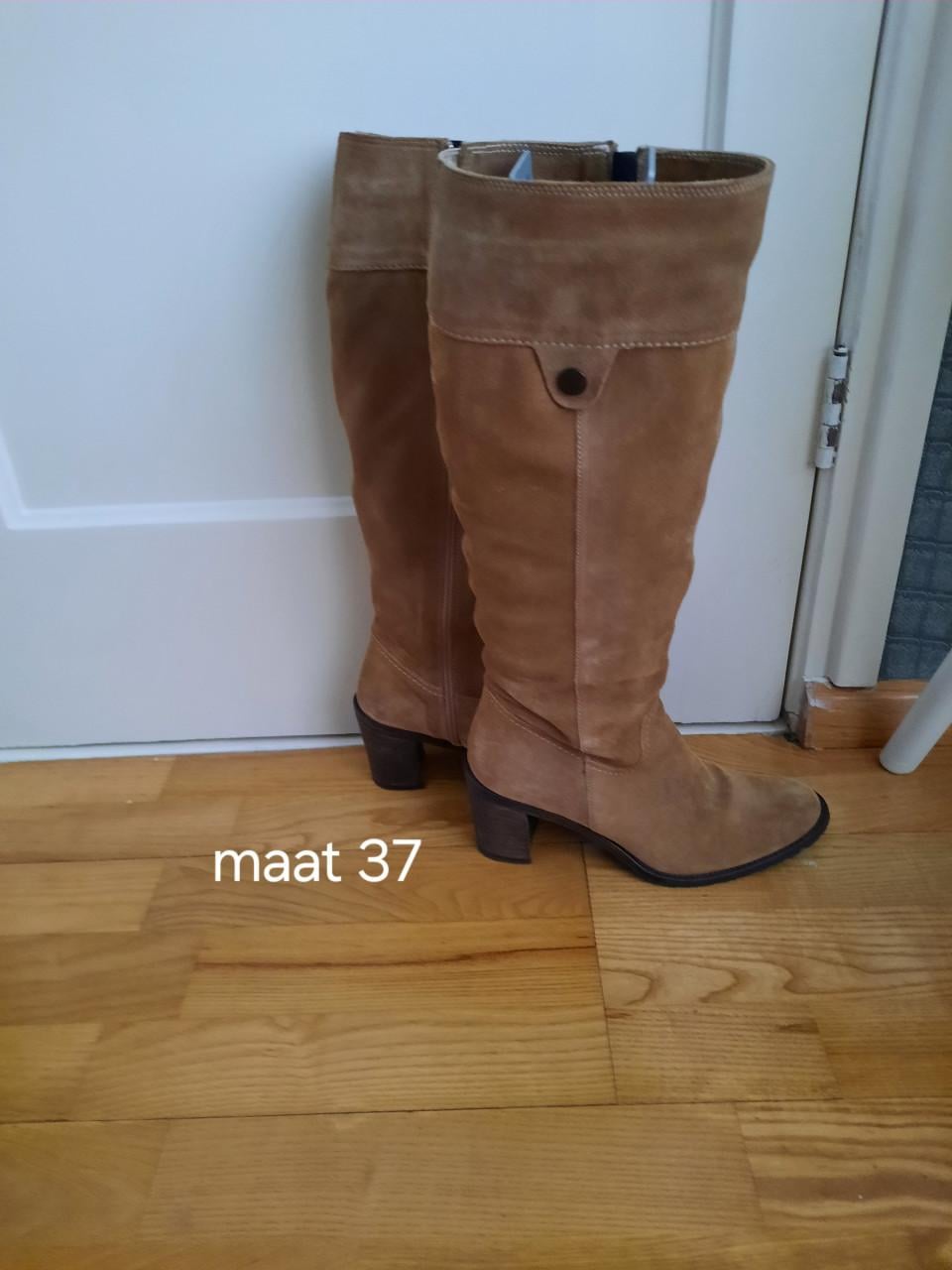 Laarzen