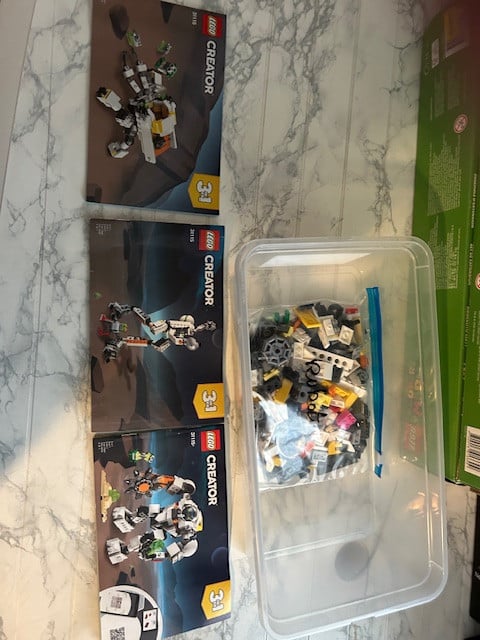 Diverse Lego sets