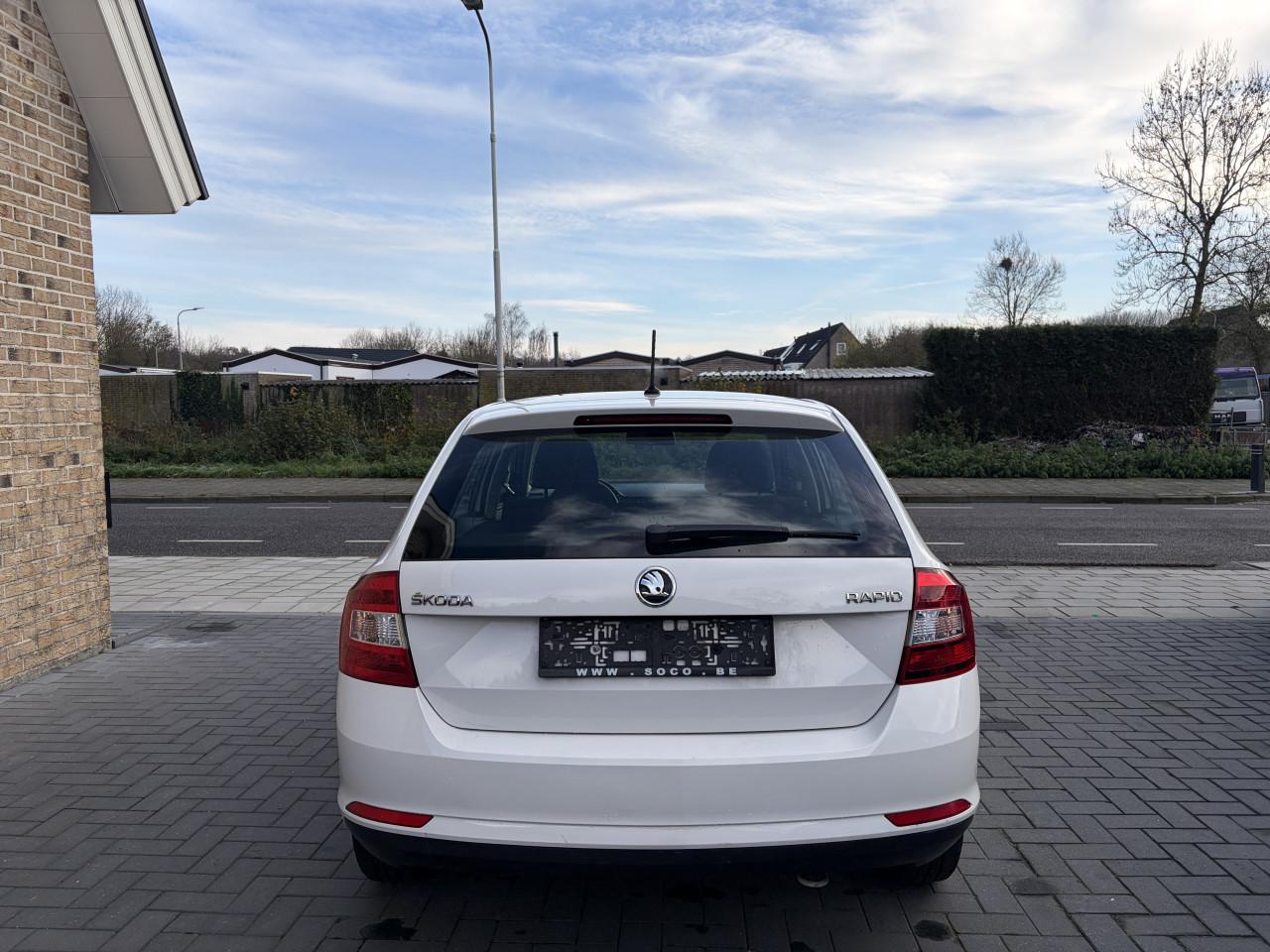 Skoda Rapid Spaceback 1.2 TSI Greentech Active 2016 107dkm Airco Navigatie