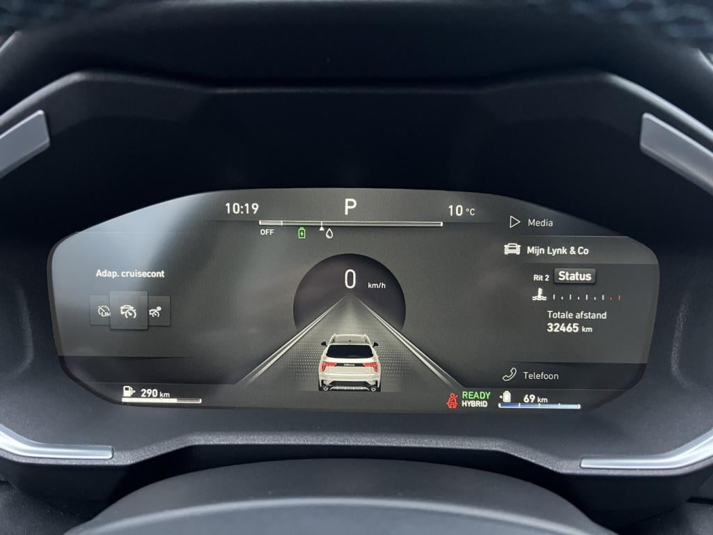 Lynk & Co 01 1.5 261pk phev plug in hybrid , pano dak,car play, adaptive cc