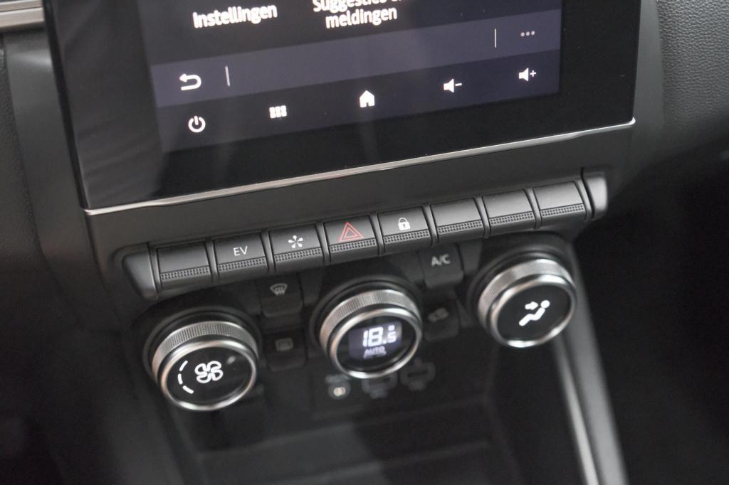 Renault Captur 1.6 plug-in hybrid 160 intens | camera | 9.3 inch groot sche