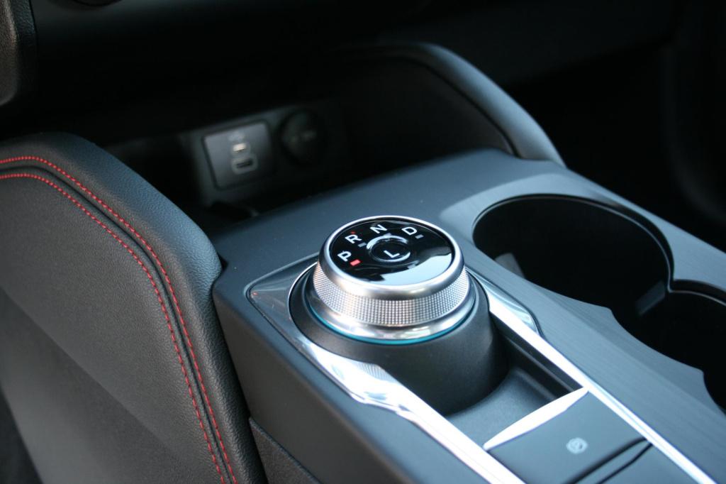 Ford Kuga 2.5 phev st-line x