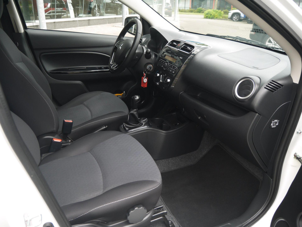 Mitsubishi Space Star 1.0 intense