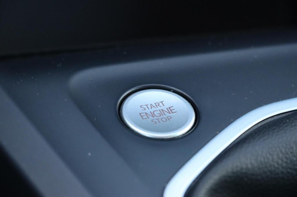 Volkswagen Golf 1.0 tsi life | app connect | parkeersensoren | climate cont