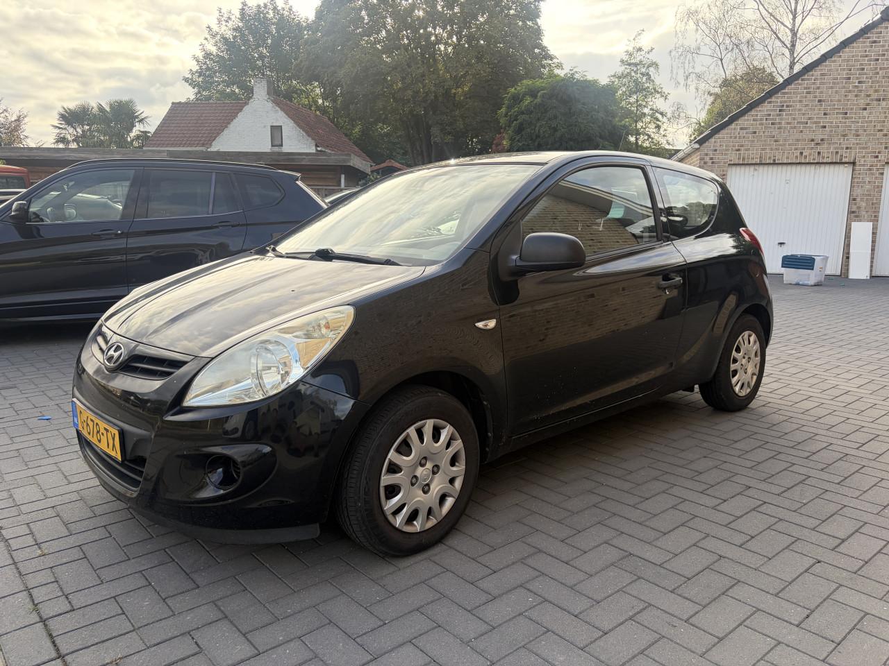 Hyundai i20 1.2i Motion 2010  Airco  /centrale vergrendeling /Trekhaak /