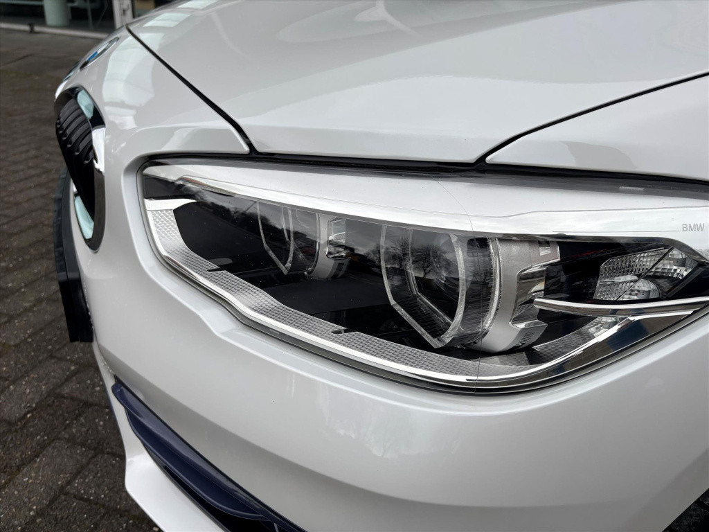 BMW 1 Serie (f20) 118i 136pk aut steptronic sport line | unieke km stand|ri