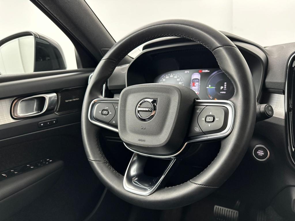Volvo XC40 t5 262pk recharge r-design| camera| keyless| dab+
