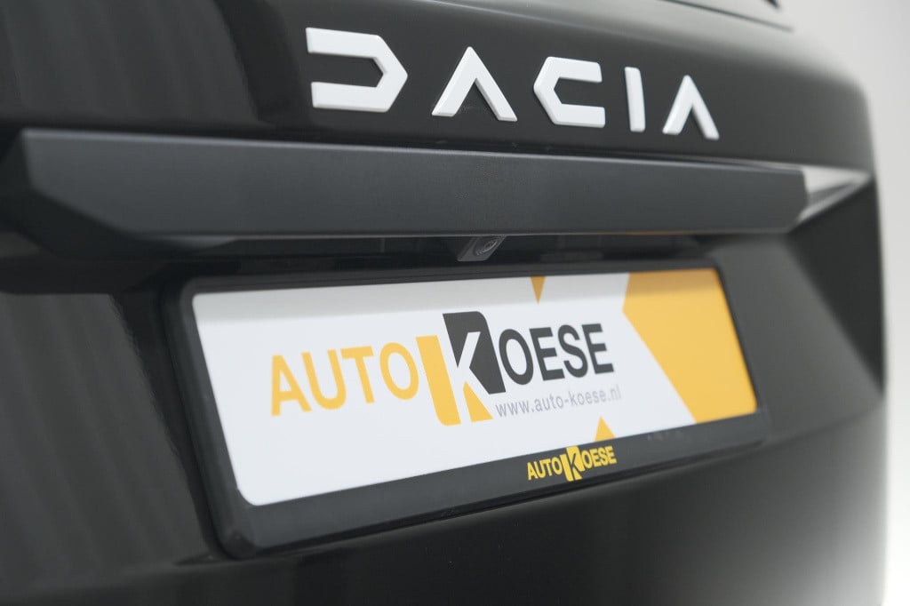 Dacia Duster mild hybrid 130 expression | camera | stoelverwarming | apple 