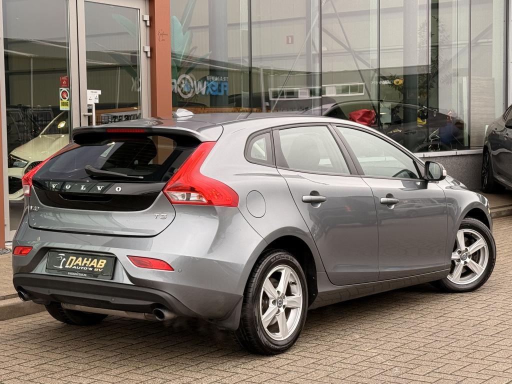Volvo V40 1.5 t3 kinetic | navi | cruise | stoelverwarming | bluetooth | pa