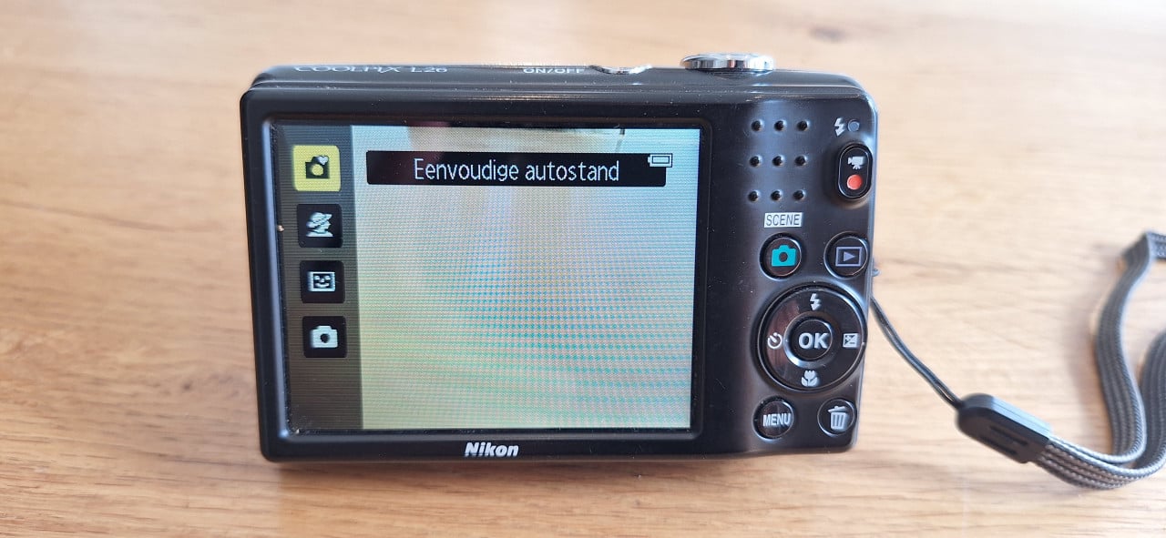 Nikon Coolpix L26