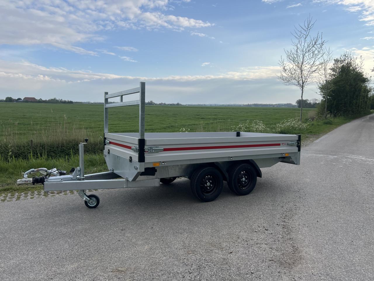 Verschillende nieuwe aanhangers