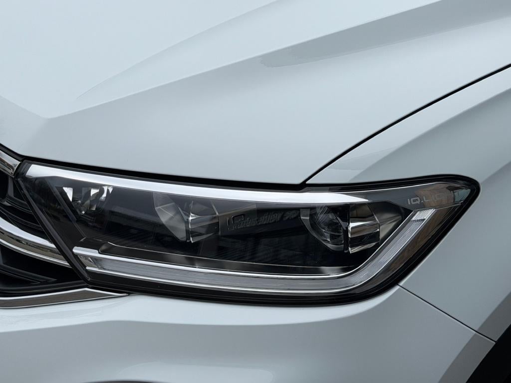 Volkswagen T-roc 1.5 tsi 150pk dsg style | trekhaak | navi | iq light | ada