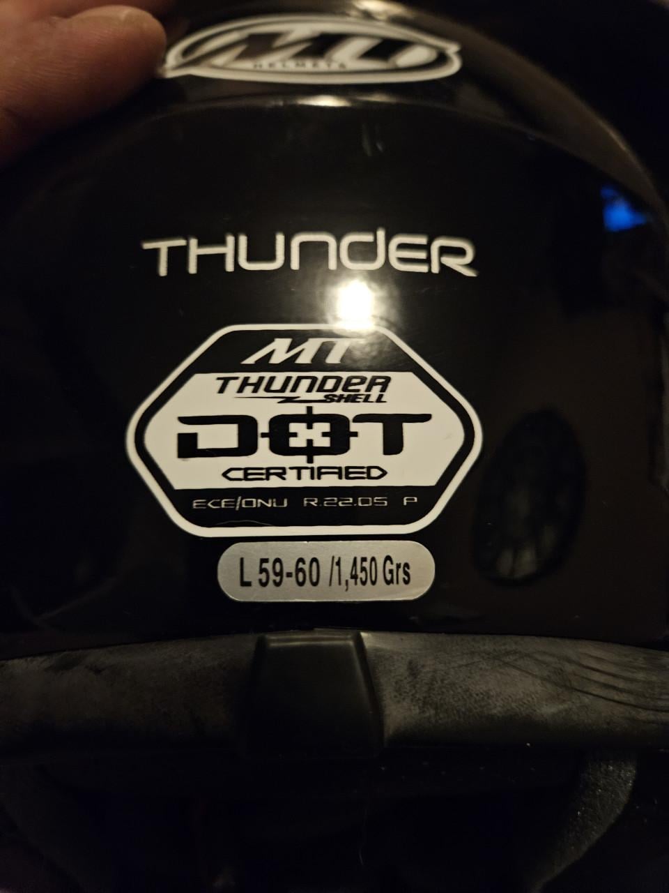 Scooterhelm 2 x  1 keer Maat M en 1 keer maat L