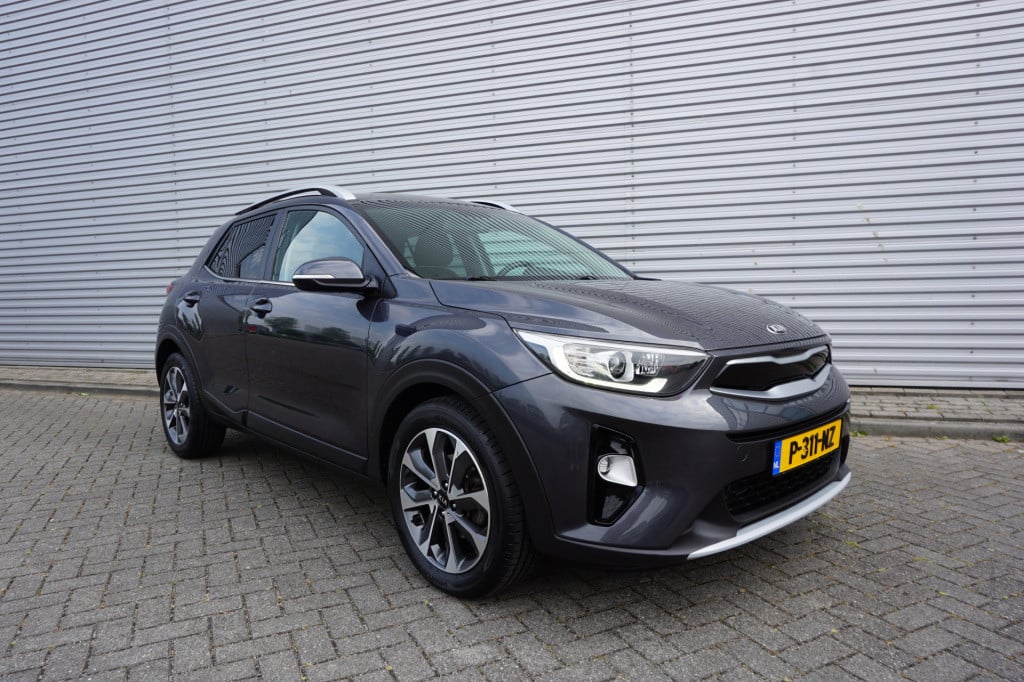 Kia Stonic 1.4 mpi automaat -  climate / navi / cruise / parkeers. / camera