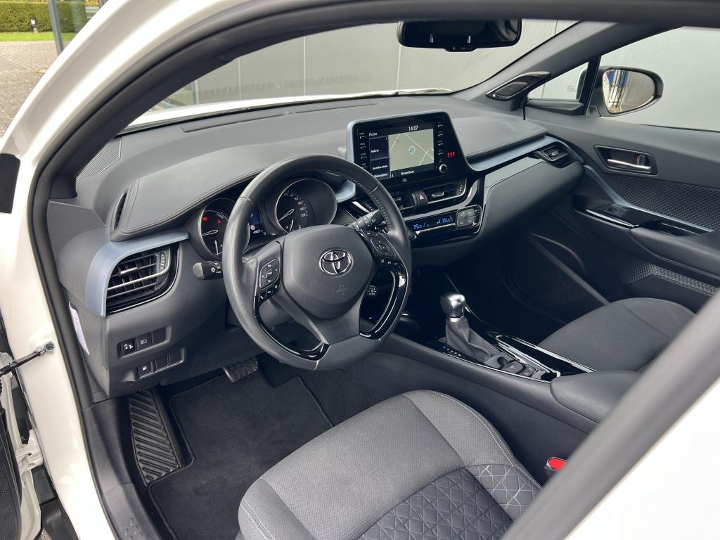 Toyota C-hr 1.8 hybrid style