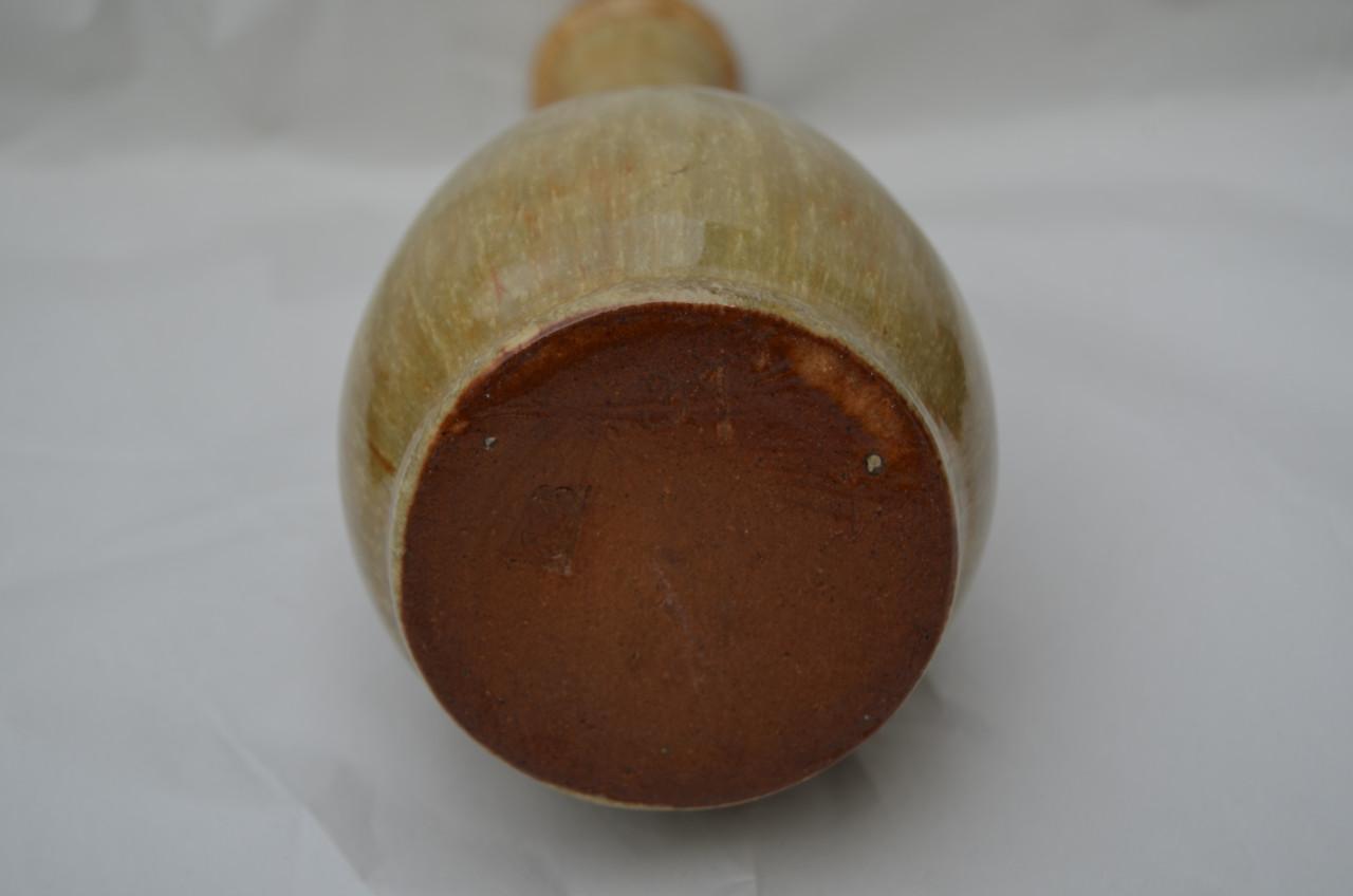 Fraaie fles/vaas Keramiek gesigneerd/gemerkt W.C. Brouwer