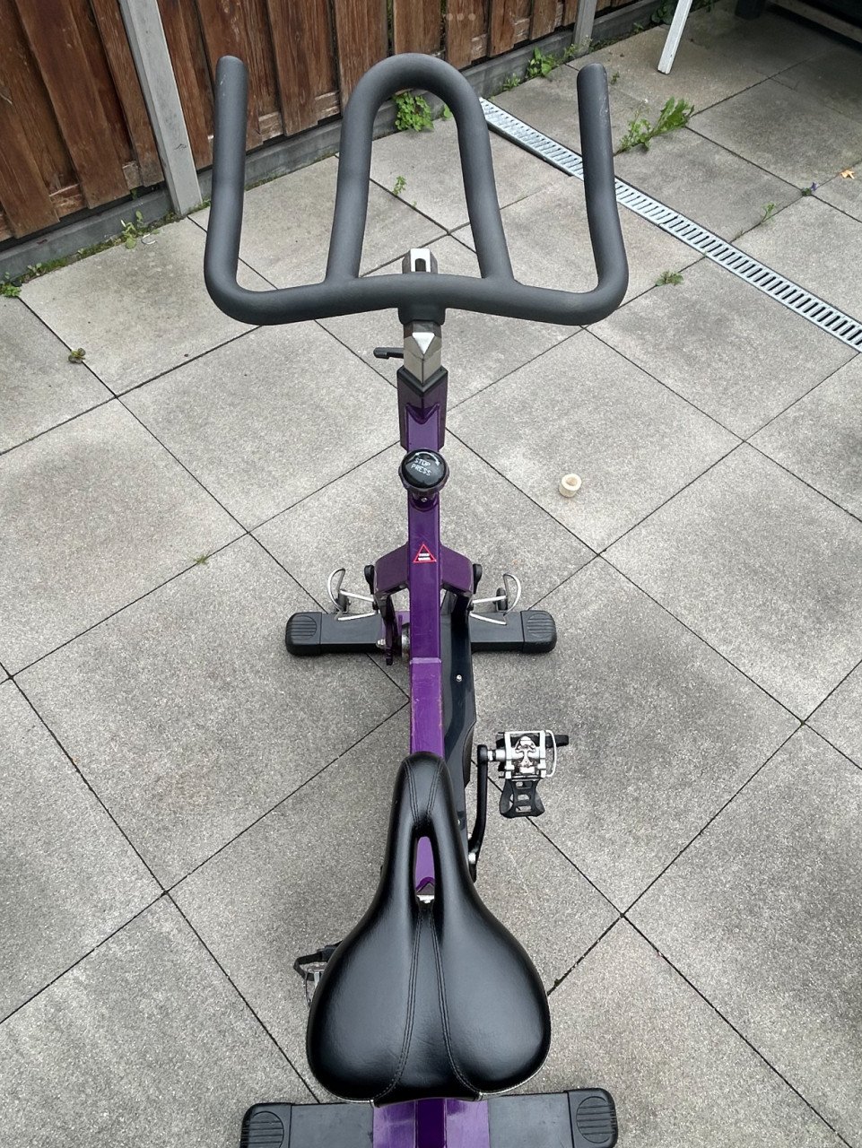 Instyle V900 Aerobike Indoor Studio Bike