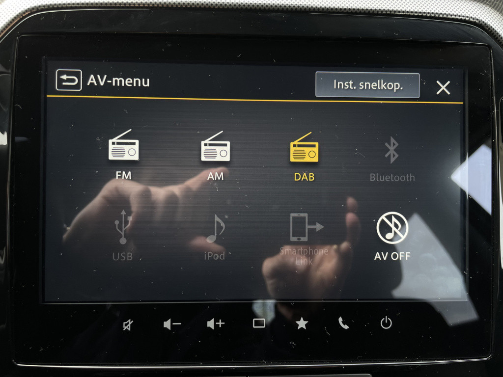 Suzuki Vitara 1.4 boosterjet style smart hybrid