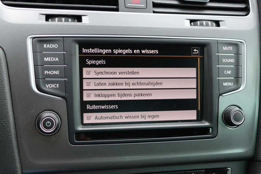Volkswagen Golf 1.2 tsi connected series 110pk