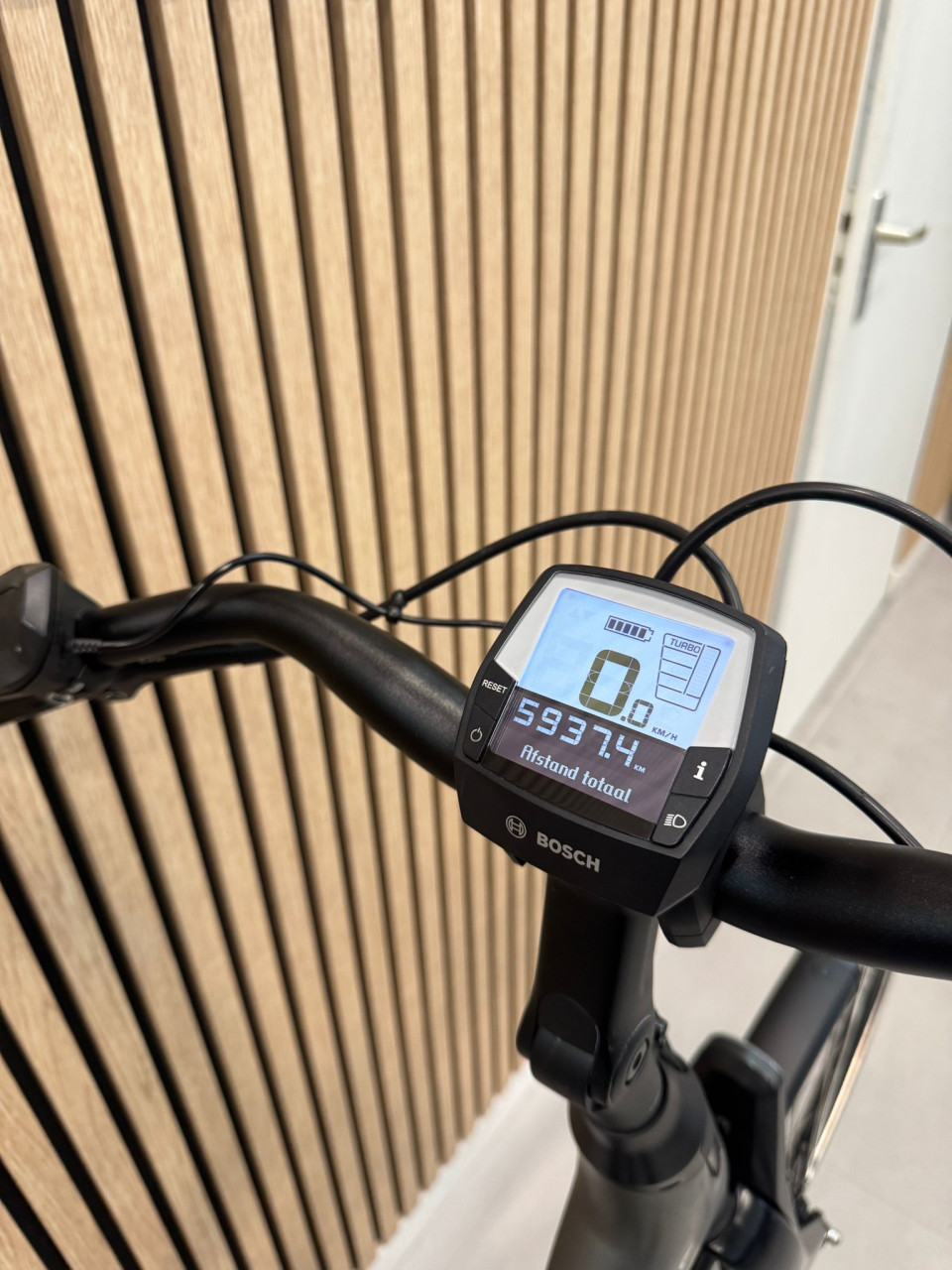 Sparta M8B Bosch Active Line Plus 400Wh 48CM 5937KM