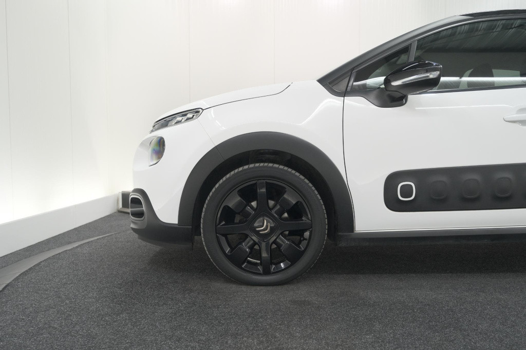 Citroen C3 puretech 110 s&s shine | camera | navigatie | apple carplay | pa